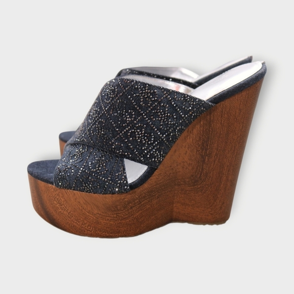 NWT Wedge Sparkle Metallic Cross Strap Sandals Summer Heels Wedges By Guess - Picture 5 of 11